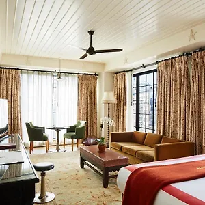 the-bowery-hotel.us-newyorkcity.com/