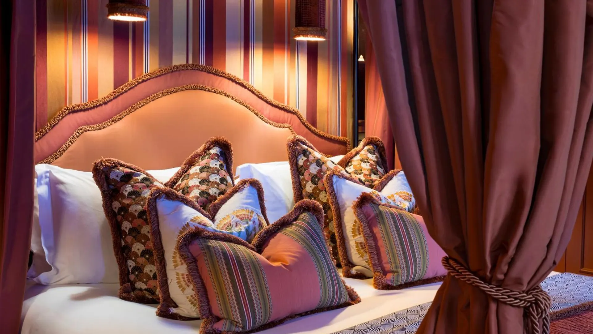 Castille Paris - Starhotels Collezione Hotel
